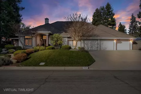 906 E Sutton Dr, Fresno, CA 93720