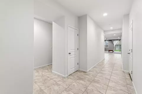 3917 E Myrtle Ave, Visalia, CA 93292 photo 17