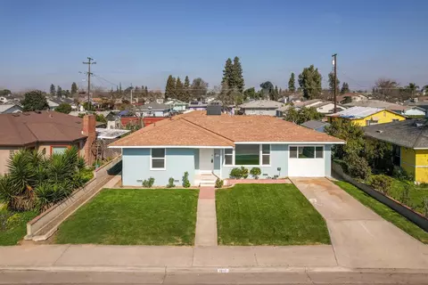 1217 Mehlert St, Kingsburg, CA 93631