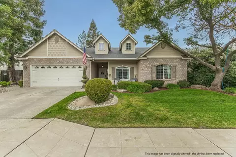 2646 E Lester Ave, Fresno, CA 93720