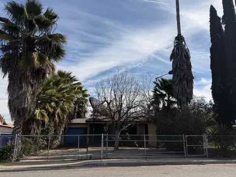 40284 Ralph Rd, Cutler, CA 93615