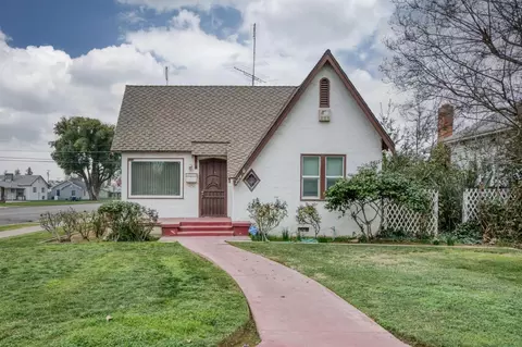 224 S J St, Madera, CA 93637