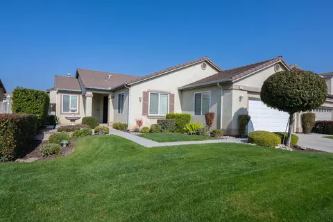 5547 E Atchison St, Fresno, CA 93727