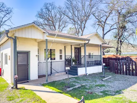 5275 State Highway 49, Mariposa, CA 95338