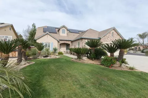 3357 Buckingham Ave, Clovis, CA 93619