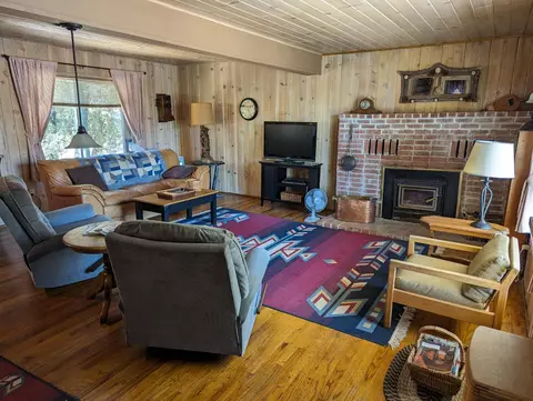 Living - 48603 Todd Eymann, Miramonte, CA 93641 photo 1 of 2