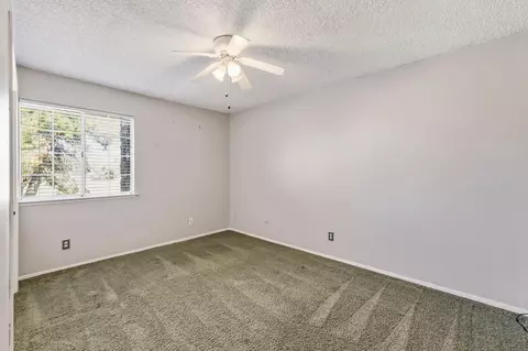 Bedroom - 1465 Mayflower Way, Clovis, CA 93612 photo 2 of 5