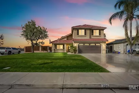 799 Moscato St, Mcfarland, CA 93250