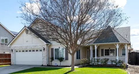 6525 E Raco Ave, Fresno, CA 93727