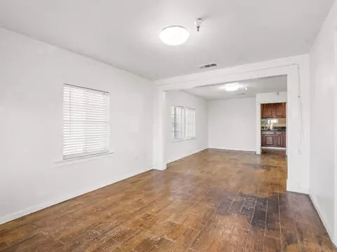 Living - 2624 E Olive, Fresno, CA 93701 photo 1 of 3