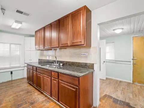 Kitchen - 2624 E Olive, Fresno, CA 93701 photo 1 of 2