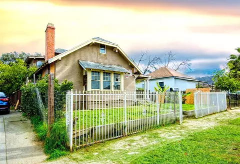 446 N Clark St, Fresno, CA 93701