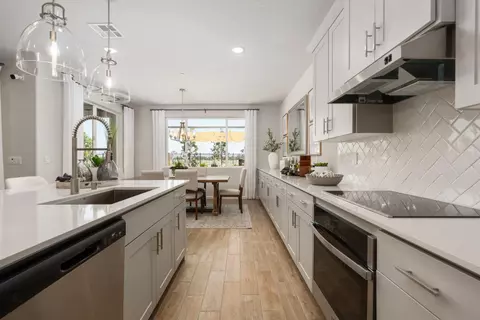 Kitchen - 875 Solar Ln, Clovis, CA 93619 photo 7 of 7