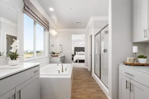 Entry Way - 875 Solar Ln, Clovis, CA 93619 photo 8 of 8