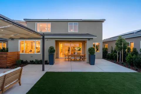 Exterior - 875 Solar Ln, Clovis, CA 93619 photo 13 of 15