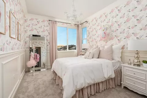 Bedroom - 875 Solar Ln, Clovis, CA 93619 photo 5 of 9