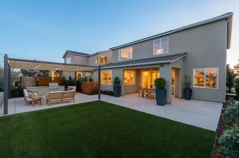 Exterior - 875 Solar Ln, Clovis, CA 93619 photo 12 of 15