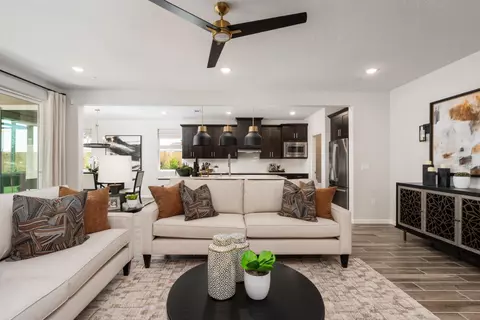 Living - 844 Solar Ln, Clovis, CA 93619 photo 3 of 4