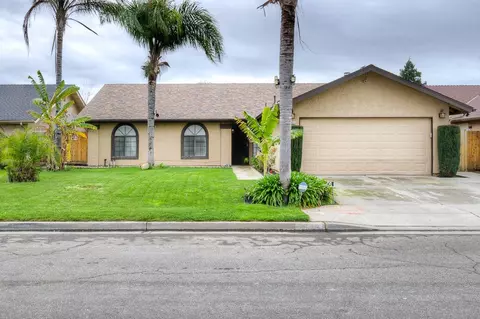 3643 W Robinson Ave, Fresno, CA 93722