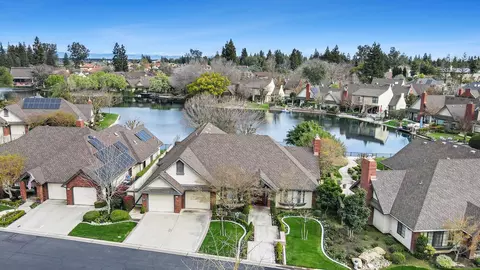 2555 W Bluff Ave #170, Fresno, CA 93711