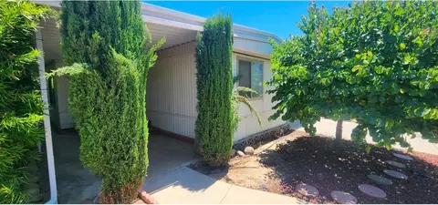 1300 W Olson Ave #179, Reedley, CA 93654