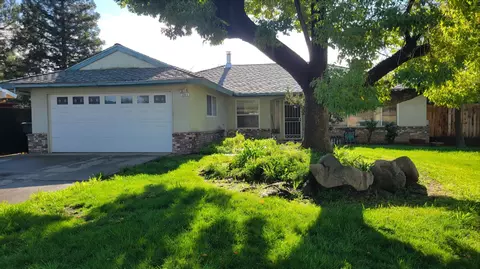 6044 N Gentry Ave, Fresno, CA 93711