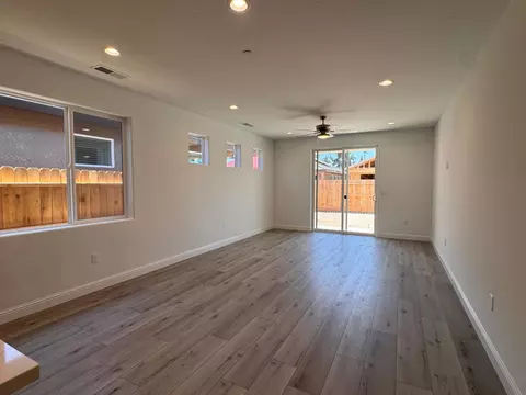 Living - 474 W Windsor Ave, Clovis, CA 93612 photo 2 of 2