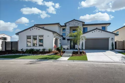 11664 N Range View Dr, Fresno, CA 93730