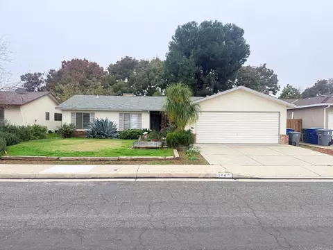 1440 Keats Ave, Clovis, CA 93611
