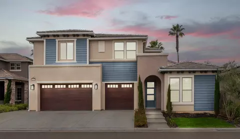 11323 N Via San Toma Dr, Fresno, CA 93730