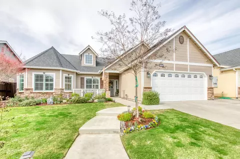 3165 N Arroyo Ave, Fresno, CA 93727