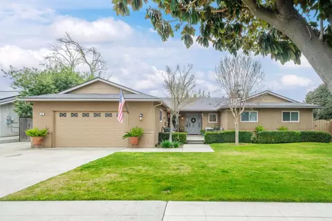 1637 W Los Altos Ave, Fresno, CA 93711