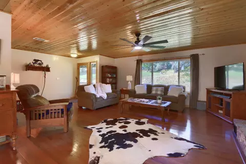 5840 Evergreen Ln, Mariposa, CA 95338