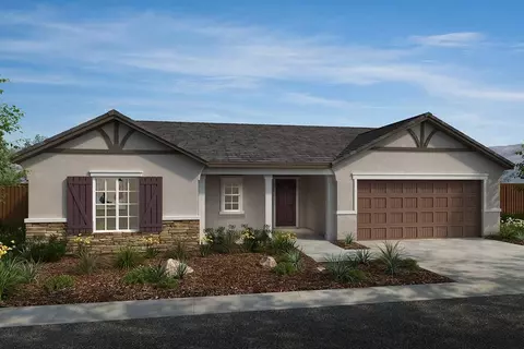 2221 S Cindy Ave, Fresno, CA 93725