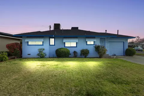 3868 N Lafayette Ave, Fresno, CA 93705