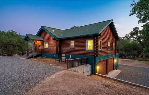 3133 River Haven Dr, Mariposa, CA 95338