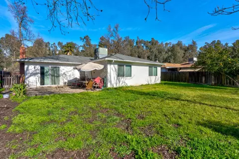 Exterior - 1840 Cheyenne Dr, Merced, CA 95348 photo 6 of 10