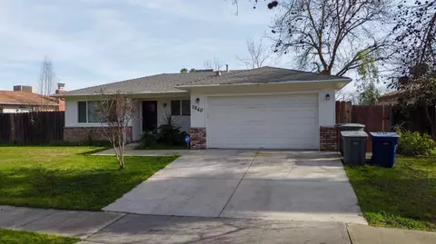 Exterior - 1840 Cheyenne Dr, Merced, CA 95348 photo 2 of 10