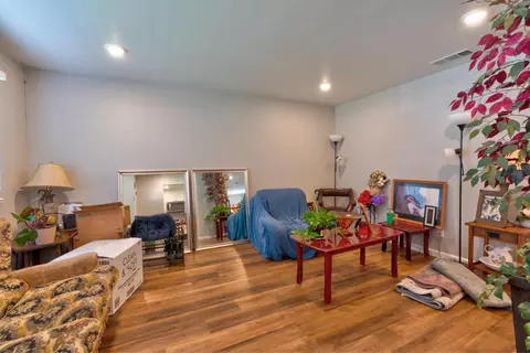 Living - 1840 Cheyenne Dr, Merced, CA 95348 photo 1 of 2