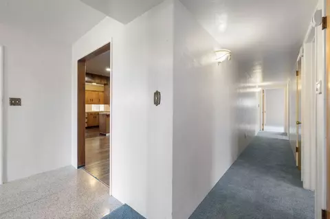 Entry Way - 4948 E Townsend Ave, Fresno, CA 93727 photo 3 of 3