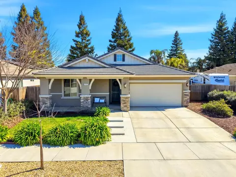 3142 S Kennedy St, Visalia, CA 93292