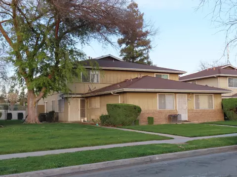 4960 N Holt Ave #103, Fresno, CA 93705