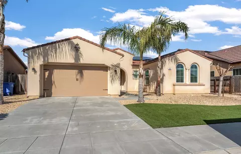 Exterior - 3255 Roberts Ave, Clovis, CA 93619 photo 3 of 12