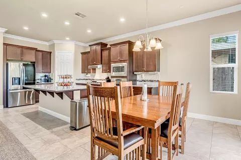 Dining - 3255 Roberts Ave, Clovis, CA 93619 photo 1 of 2