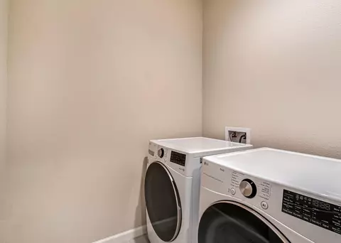 Other - 642 Stone Crest Ave, Madera, CA 93636 photo 2 of 3