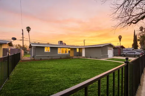 1150 E Jensen Ave, Fresno, CA 93706