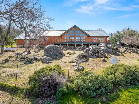 37678 Cardinal Ln, Yokuts Valley, CA 93675