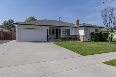4281 N 5th St, Fresno, CA 93726
