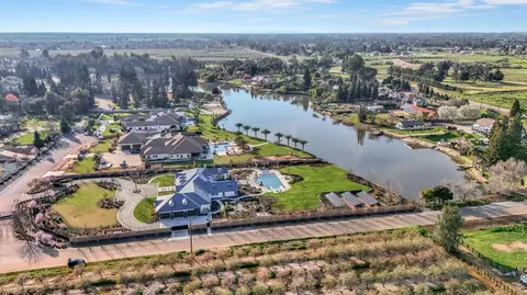 12009 E Shaw Ave, Clovis, CA 93619 photo 15