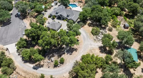 45740 Green Lake Ct, Coarsegold, CA 93614